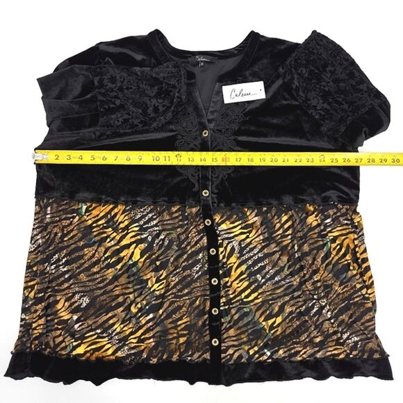 Calessa Button Up Down Tunic Top Womens Size 3X Embroidered Black Velvet Lagum - Picture 7 of 8